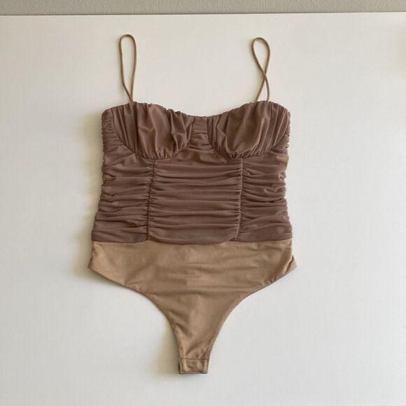Albany Bodysuit in Taupe Brown Size XS - Picture 10 of 16